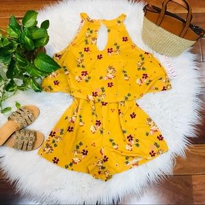 New🌿Sleeveless Mockneck Romper